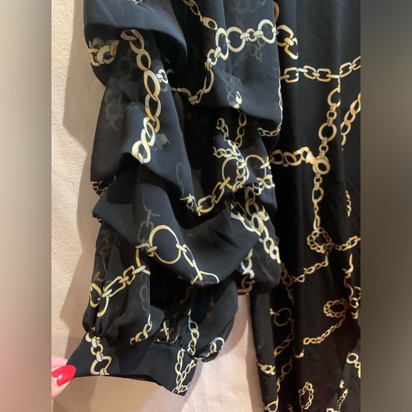 Frank Lyman Black Sheer Chain link Design Print Blouse Long back button up US14 - Picture 3 of 13
